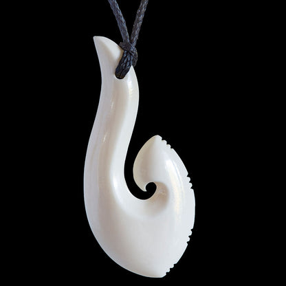 Bone Pendant, Large Matau-Hook (L)