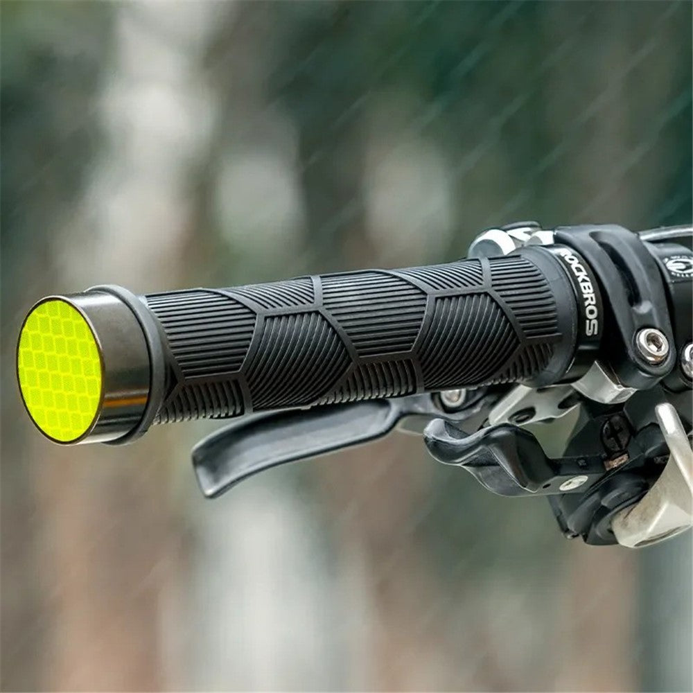 ROCKBROS 2023-14A 1 Pair Handlebar Grips with Reflective End Plugs Bicycle Handle Cover