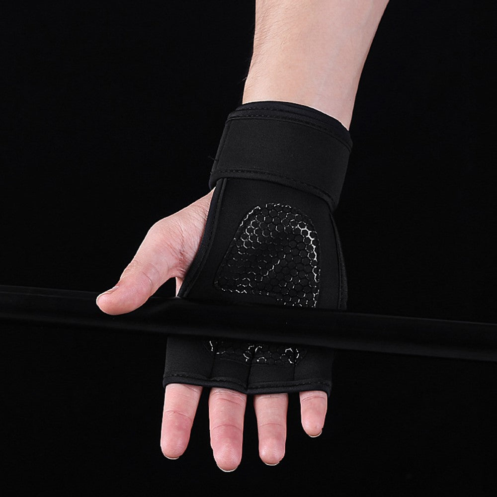 KYNCILOR A0051 One Pair Exercise Gloves Half Finger Workout Gloves Anti-slip Silicone Padding Palm for Weight Lifting, Powerlifting, Pull-Ups, Cross-Training, Riding
