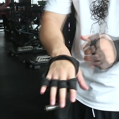 KYNCILOR A0051 One Pair Exercise Gloves Half Finger Workout Gloves Anti-slip Silicone Padding Palm for Weight Lifting, Powerlifting, Pull-Ups, Cross-Training, Riding
