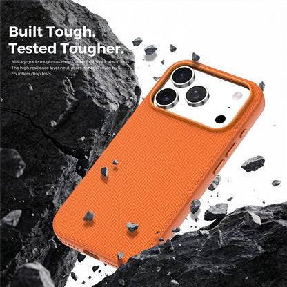 For iPhone 17 Pro Magnetic Case Tech Fabric Coated TPU + PC Anti-Drop Phone Cover