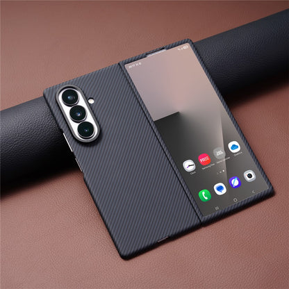 For Samsung Galaxy Z Fold8 Ultra Magnetic Case Carbon Fiber Texture PC Phone Cover with Tempered Glass Film