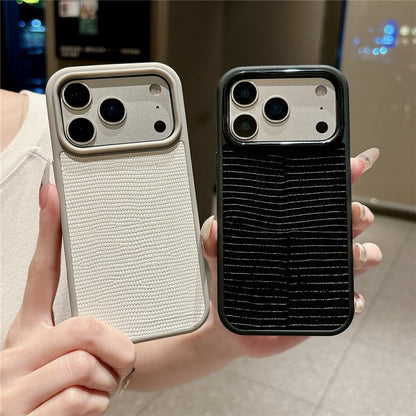 For iPhone 17 Pro Max Case Textured Genuine Cow Leather + PC + TPU Protective Cover