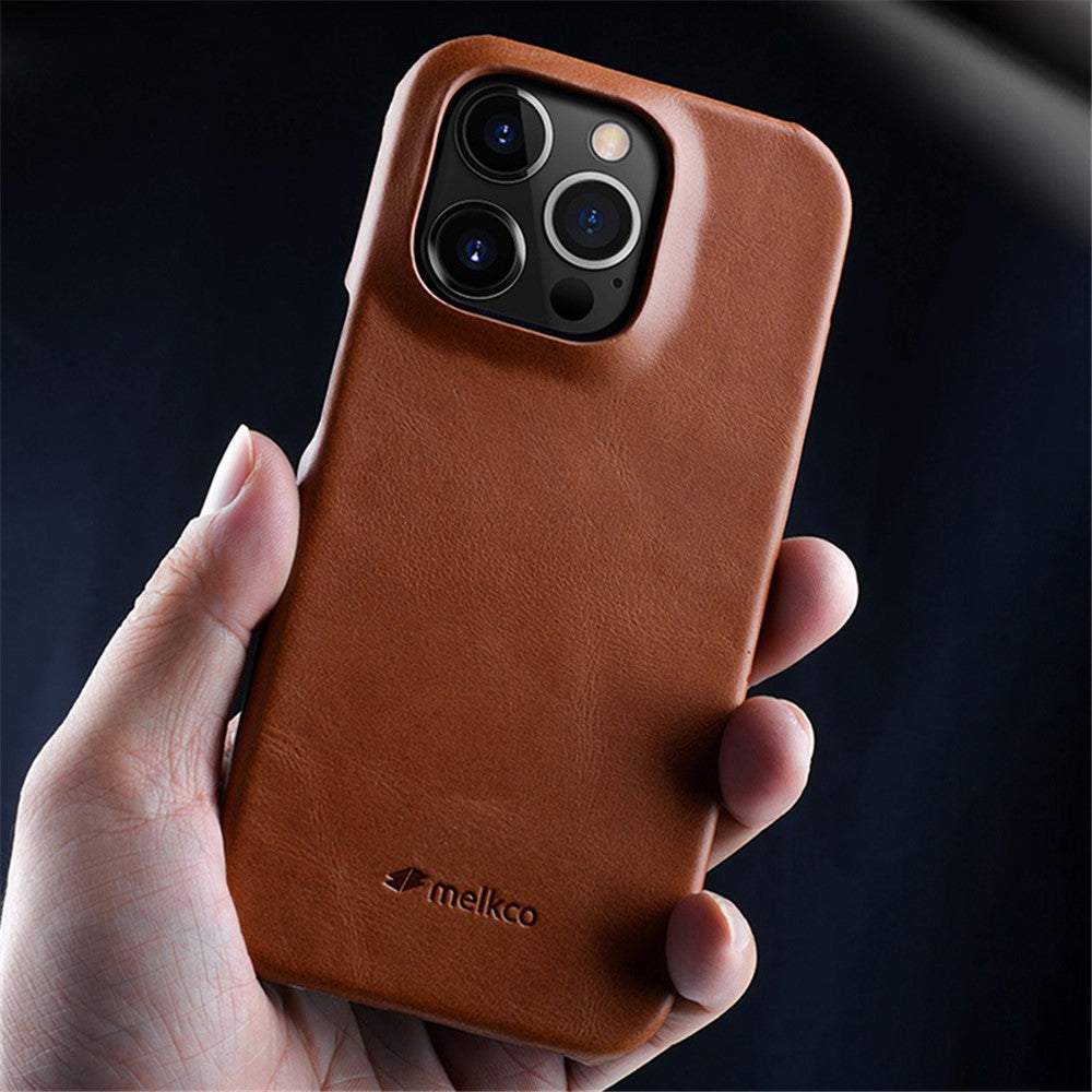 MELKCO For iPhone 15 Pro Max Case Waxy Genuine Cow Leather+PC Incomplete Phone Cover