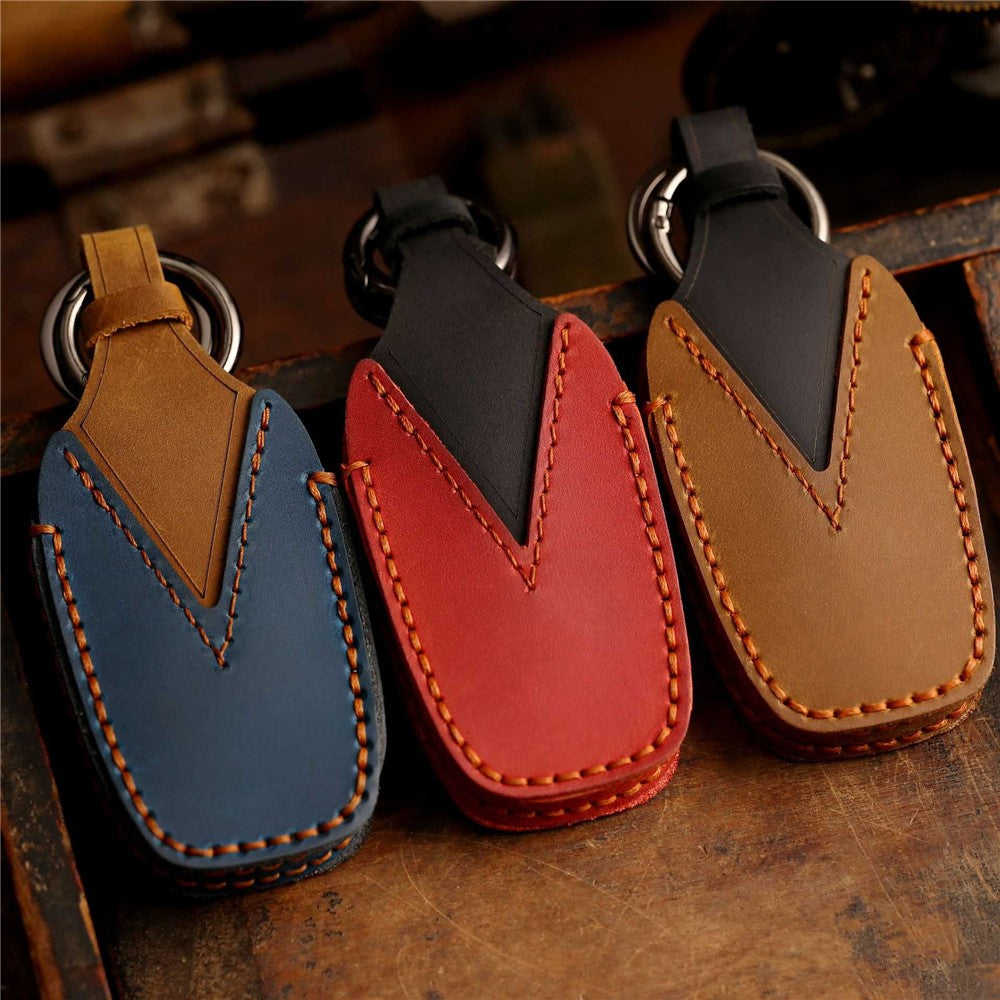 B038 Crazy Horse Cowhide Leather Sleeve 3-Button Car Key Remote Cover Protector Case for Toyota Corolla RAV4 Camry