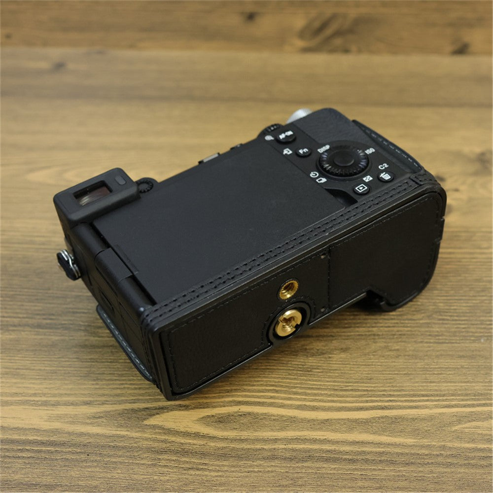 For Sony A7C II / A7CR Camera Bottom Case Retro PU Leather Half Body Cover with Battery Opening