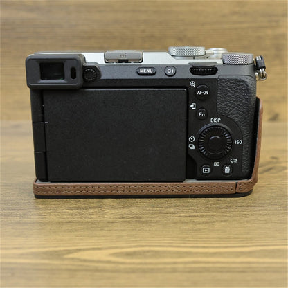 For Sony A7C II / A7CR Camera Bottom Case Genuine Cow Leather Anti-Drop Half Body Cover with Battery Opening