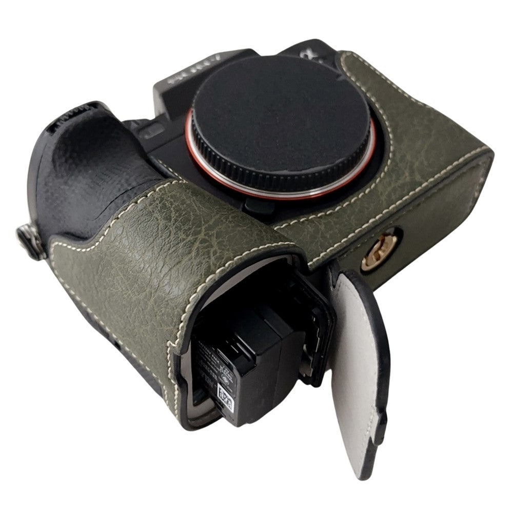 For Sony A7R V / A7 IV / A7S III / Alpha 1 Case Buffalo Texture PU Leather Bottom Case Half Body Camera Cover with Battery Opening