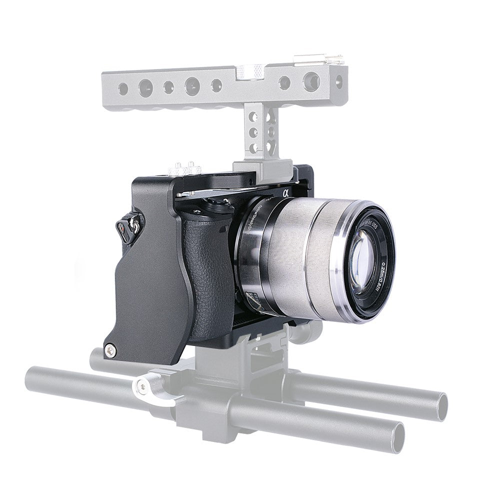 YELANGU C6-B Aviation Aluminum Frame Cage for Sony A6000/A6300/A6400/A6500 Quick Release Plate Base Protective Cover with Cold Shoe Adapter Camera Accessories