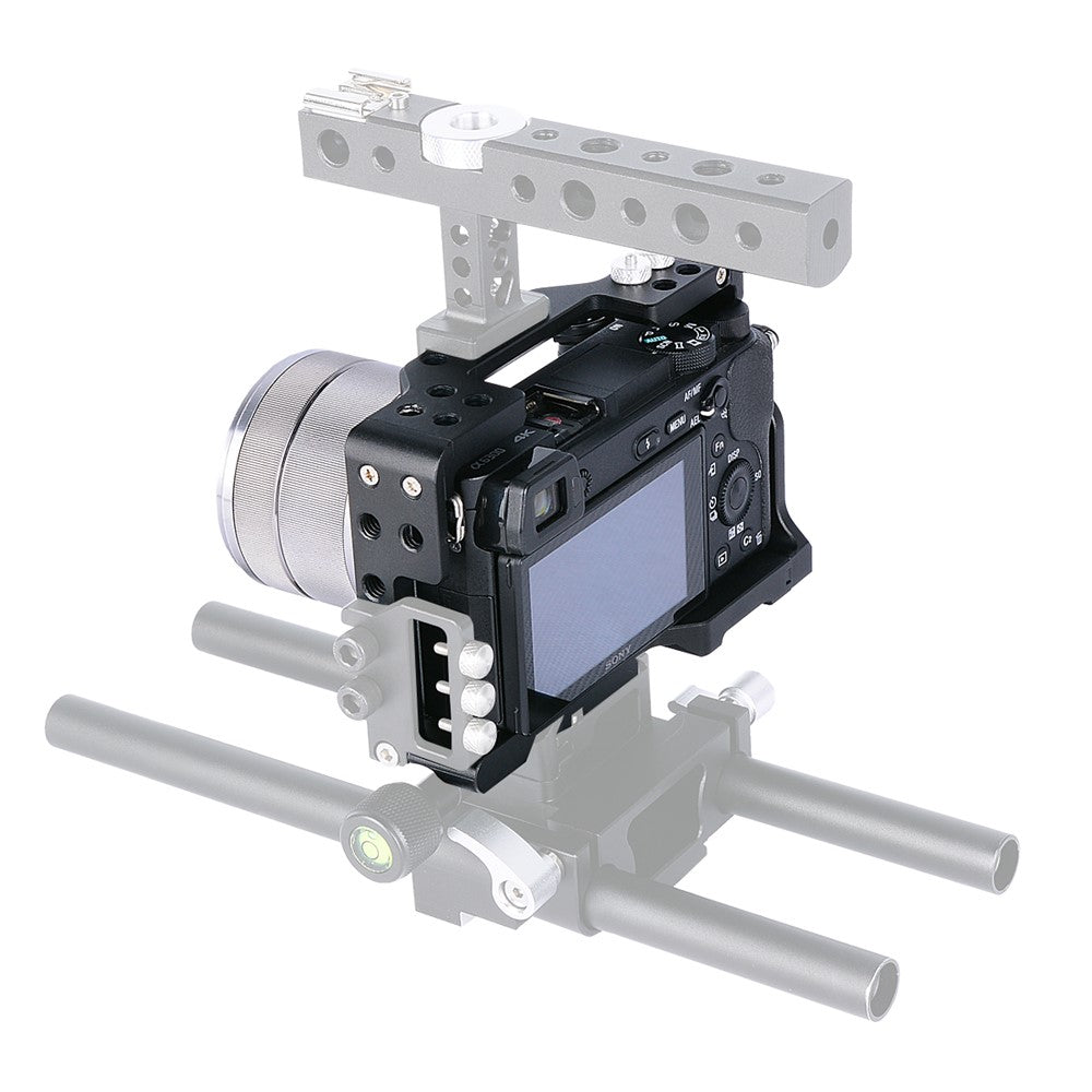 YELANGU C6-B Aviation Aluminum Frame Cage for Sony A6000/A6300/A6400/A6500 Quick Release Plate Base Protective Cover with Cold Shoe Adapter Camera Accessories