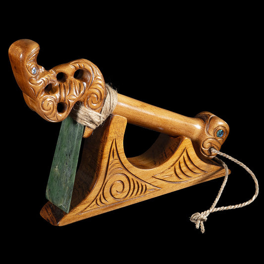 Toki Poutangata Sculpture