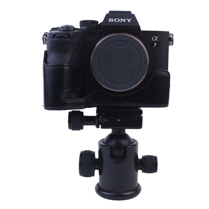 PU Leather Camera Bottom Case Protective Half Body Cover for Sony A7M5 / A7M4 / A1 / A7S III / A7S3 / A7R5 Camera