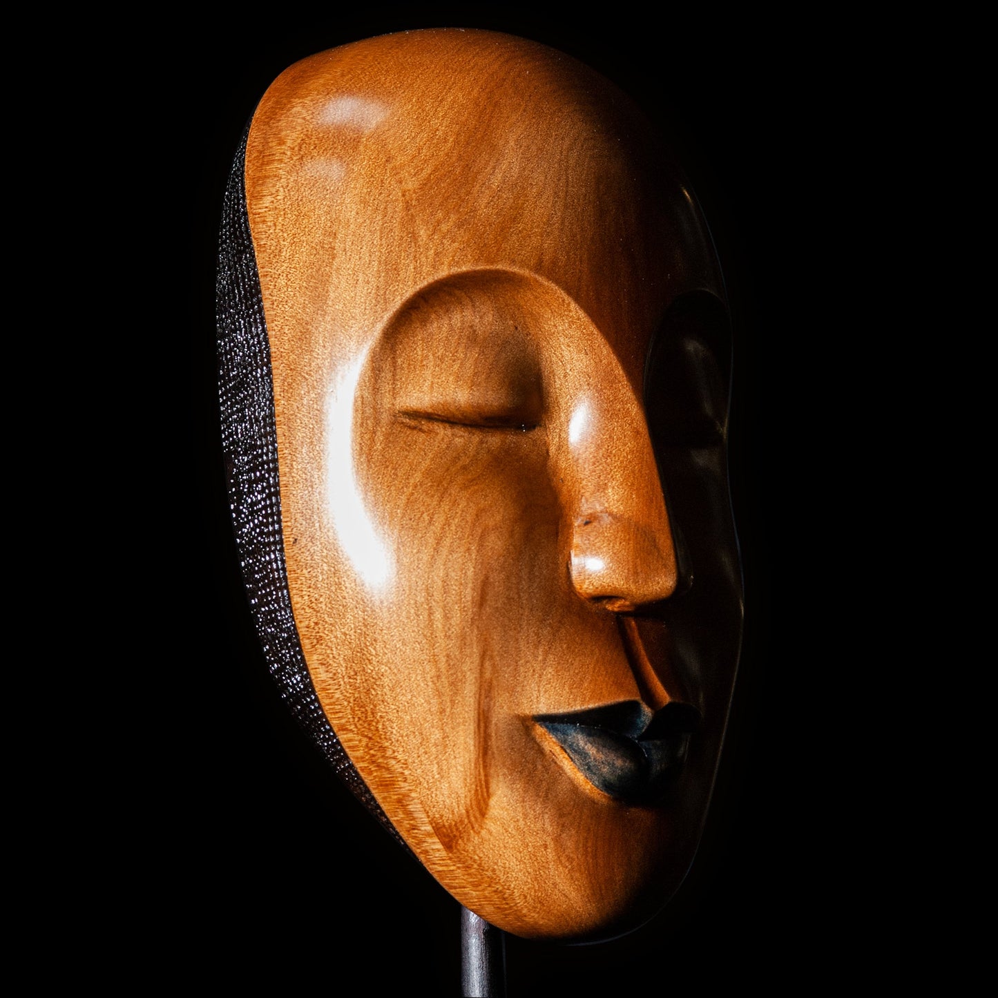 Face form carving by Ian Dumper Sculptures & Statues
