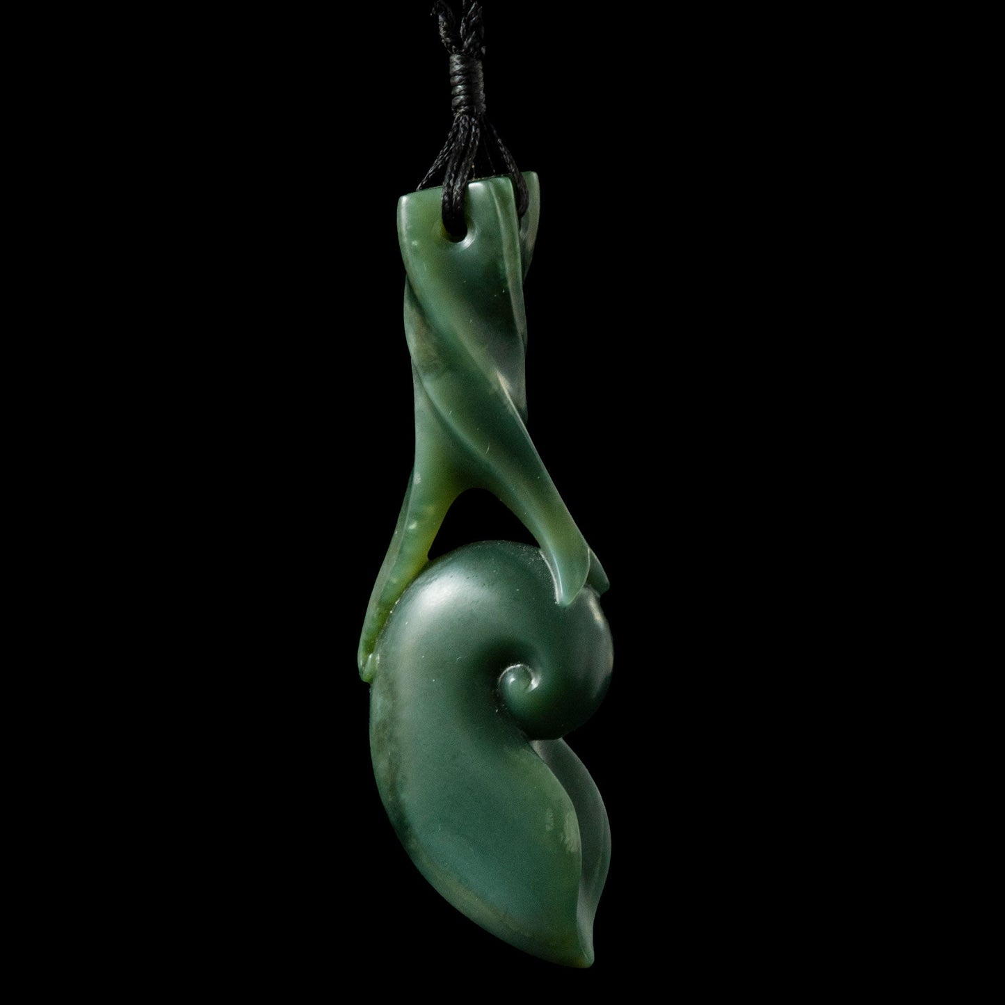 Sculpted Nautilus Shell piece in Inanga jade by Madelyne Gourdin Pendant