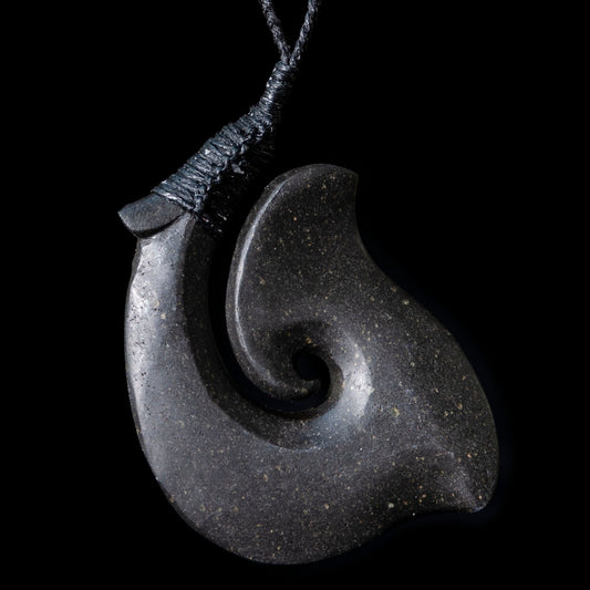 Onewa Matau Pendant
