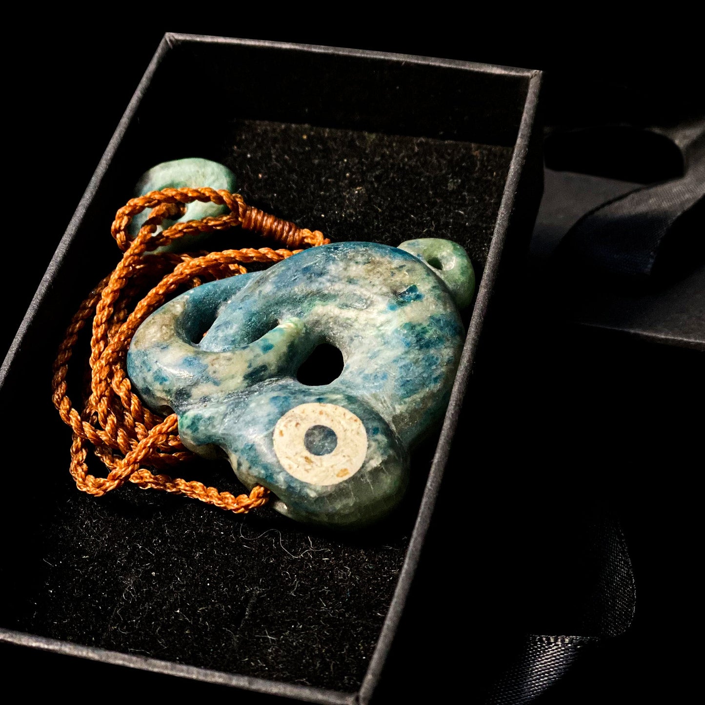 Aotea Manaia form pendant -