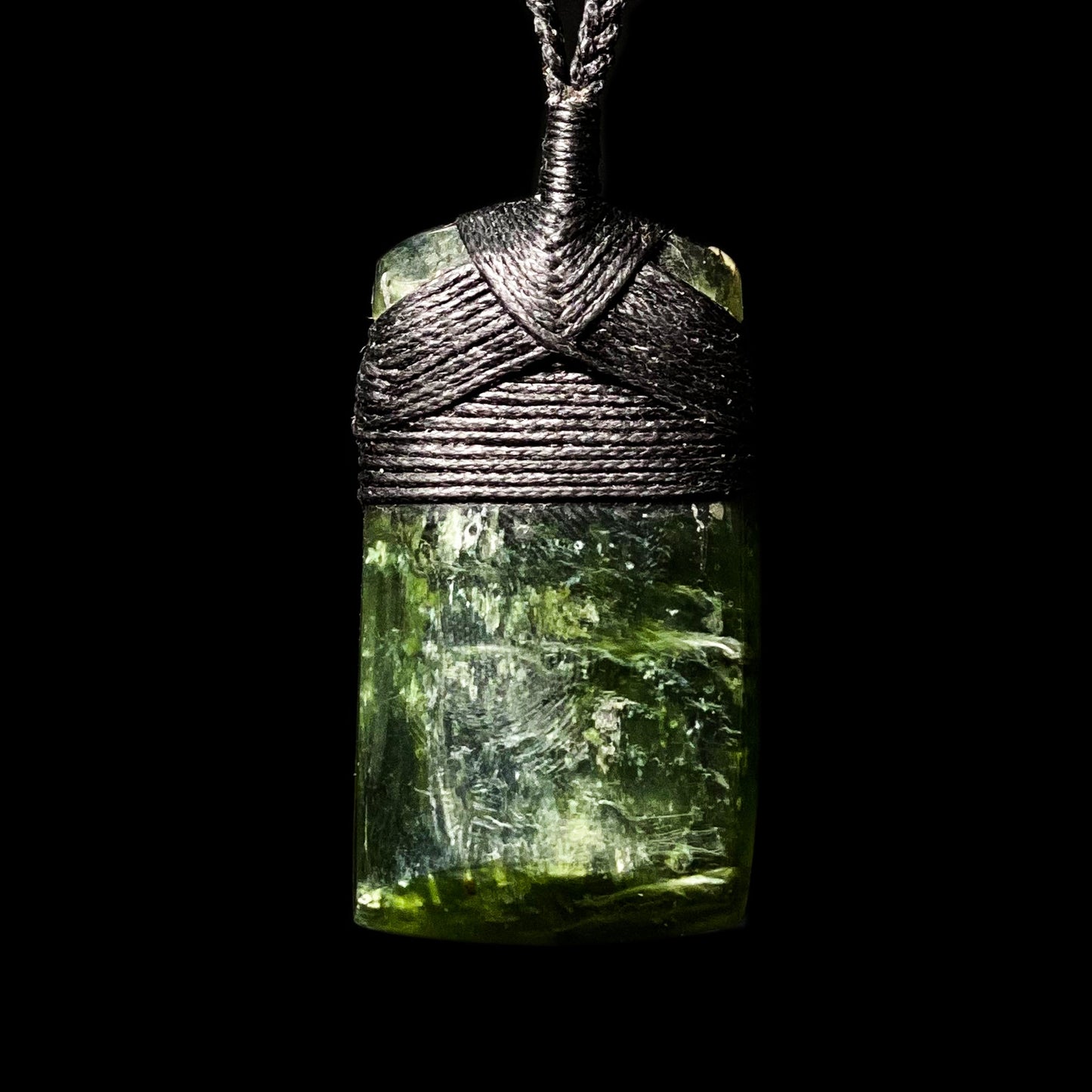 Hei Toki, Tangiwai Pendant by Alex Sands