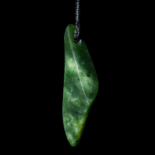 Pounamu Rei-Niho form by Nick Balme Pendant