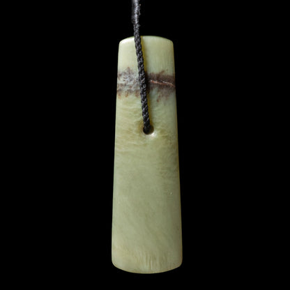 Pounamu Hei Toki Pendant