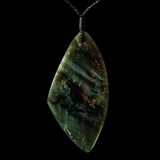 Aotea Mobius Ribbon Pendant