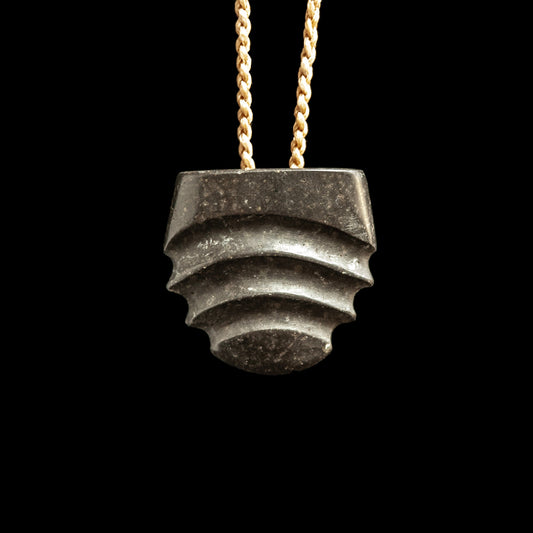 Contemporary Onewa drop pendant, hand-crafted by Alex Sands Necklace