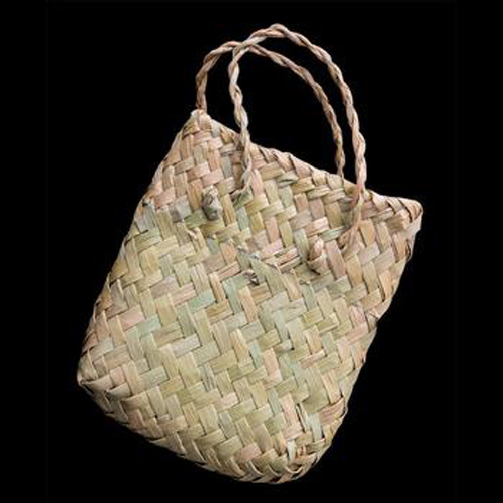 Bound Jade Toki by Ernesto Ovalle Pendant