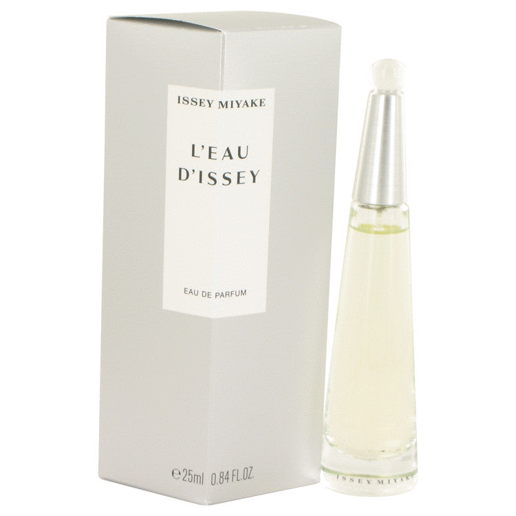 Leau Dissey (issey Miyake) Eau De Parfum Spray by Issey Miyake 24 ml