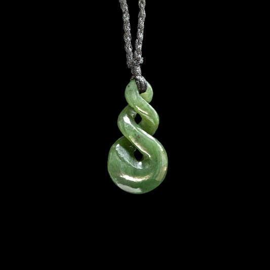 Pikorua Double Twist, hand carved jade pendant