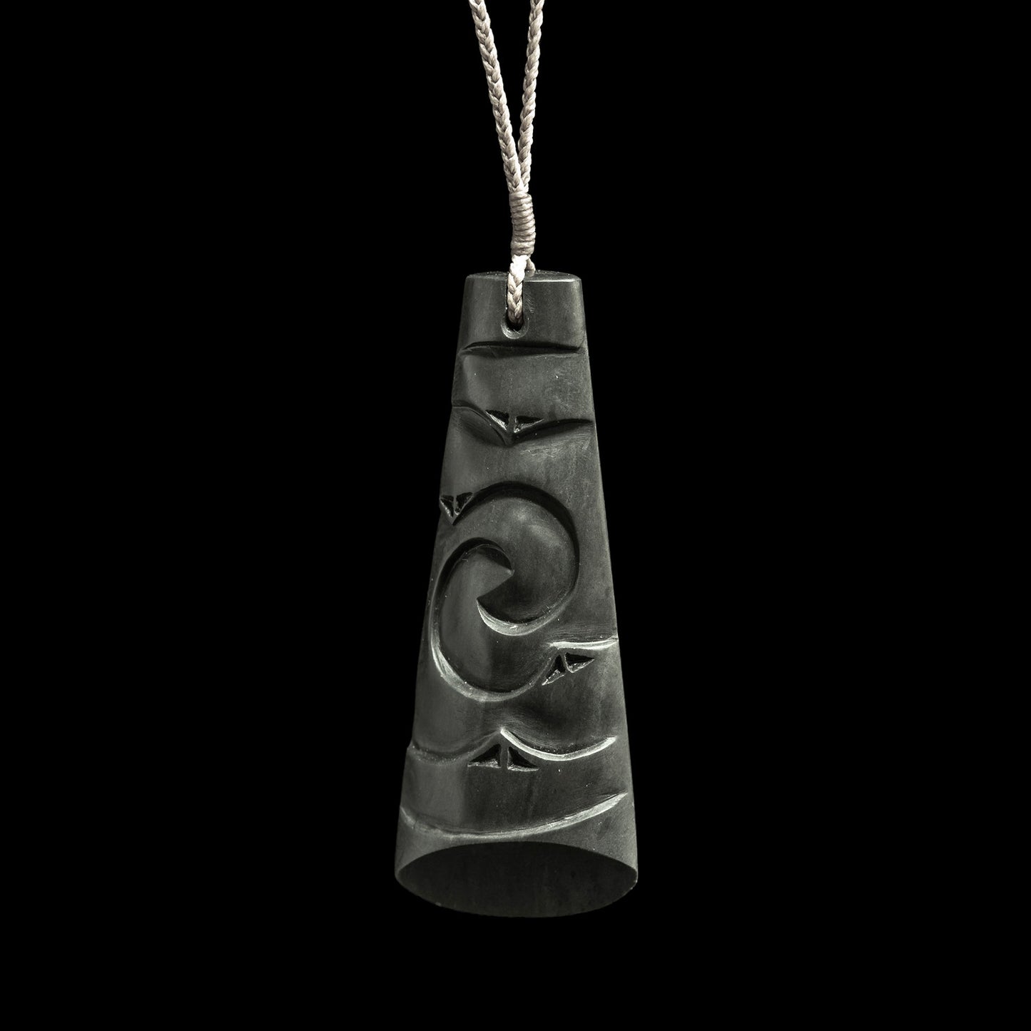 Onewa Toki Pendant, hand-crafted by Alex Sands