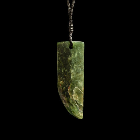 Jade rei niho handcrafted pendant Necklace